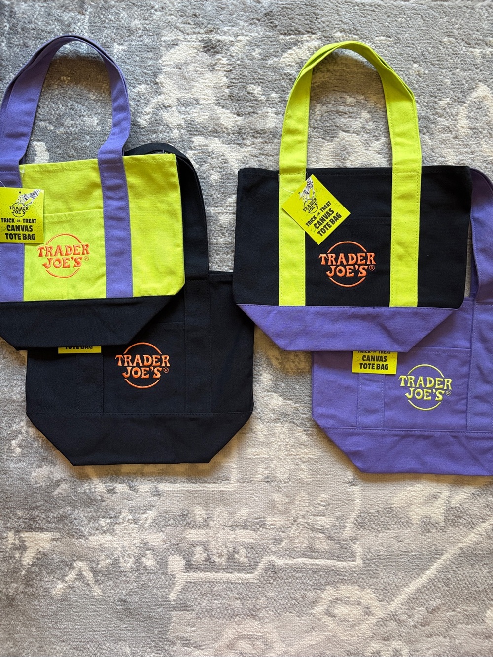 🆕✨Trader Joe's Halloween Canvas Tote Set
